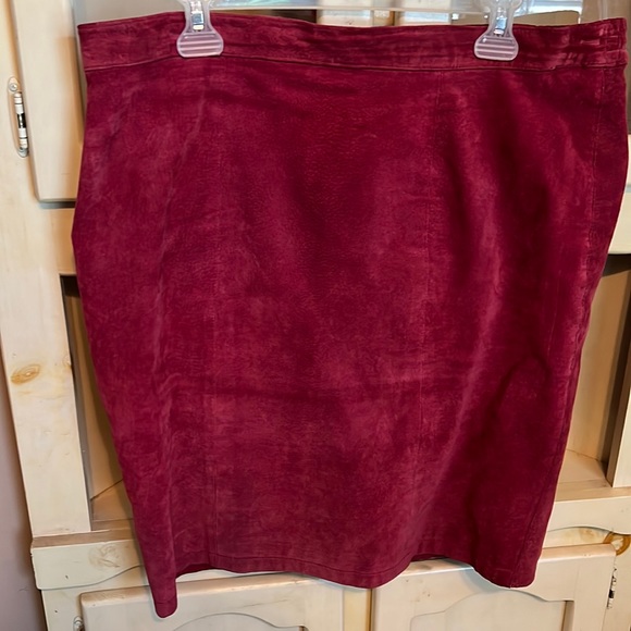 Vintage Ladies 1X Gitano Skirt Maroon Suede - Picture 1 of 6